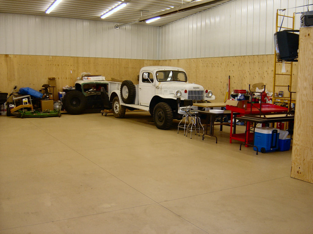 DSC01683_Shop-Interior3.JPG